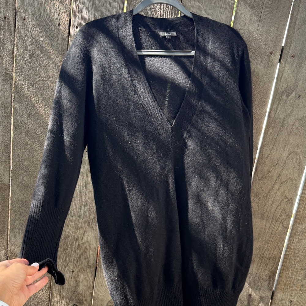 Harrods Classic Black V-Neck Sweater
